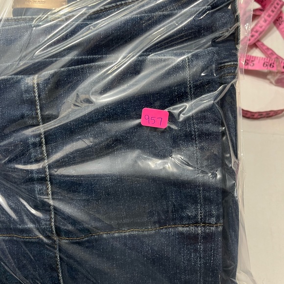 KUT FROM THE KLOTH KELSEY FAB AB HIGH RISE ANKLE FLARE JEAN - Picture 16 of 16